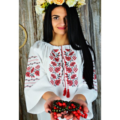 Embroidered blouse "Red Oak 2"